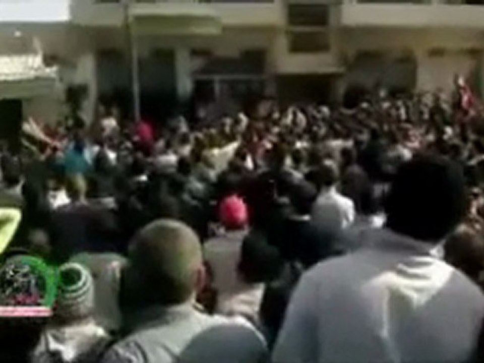فري برس   حمص   أحرار القريتين في جمعة طرد السفراء 18 11 2011