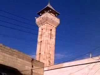 فري برس   ادلب تفتناز اطلاق رصاص على المسجد الكبير من قبل عصابات الاسد 20 11 2011