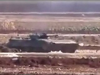 فري برس   ادلب تفتناز انتشار دبابات عصابات الاسد في المدينة 21 11 2011