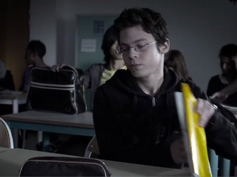 Les claques : Campagne contre le harcèlement à l'école