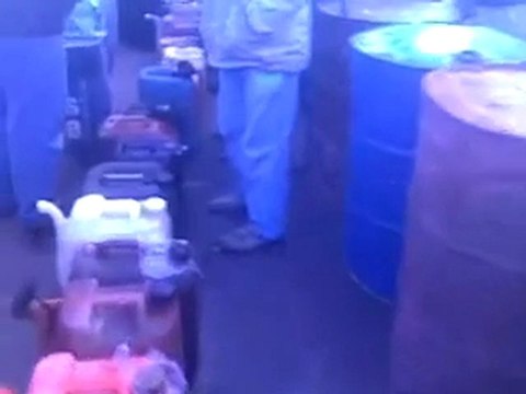 فري برس خربة غزالة يوماً بعد يوم تزداد أزمة المازوت التي افتعلها نظام الأسد رأي الأهالي بالأزمة الأربعاء 23 11 2011