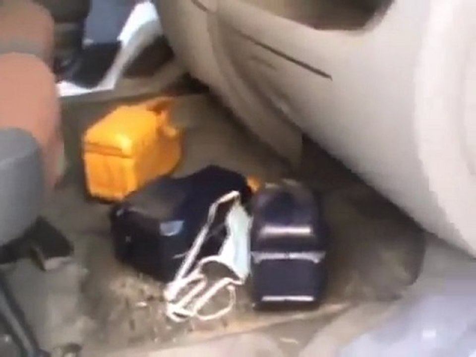 فري برس   حمص كتيبة الفاروق القبض على عناصر حزب الله بسيارة الاسعاف 13 11 2011