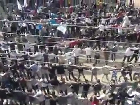 فري برس حوران الجيزة مظاهرة رائعة في جمعة الجيش الحر يحميني 25 11 2011