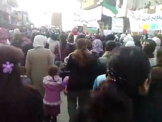 فري برس   قامشلو جمعة الجيش الحر يحميني الطلاب و الموظفين 25 11 2011