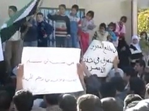 فري برس الحولة حي البستان جمعة الجيش الحر يحميني 25 11 2011