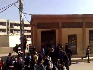 فري برس   الكسوة   مظاهرة عفوية طلابية لرجال المستقبل 29 11 2011