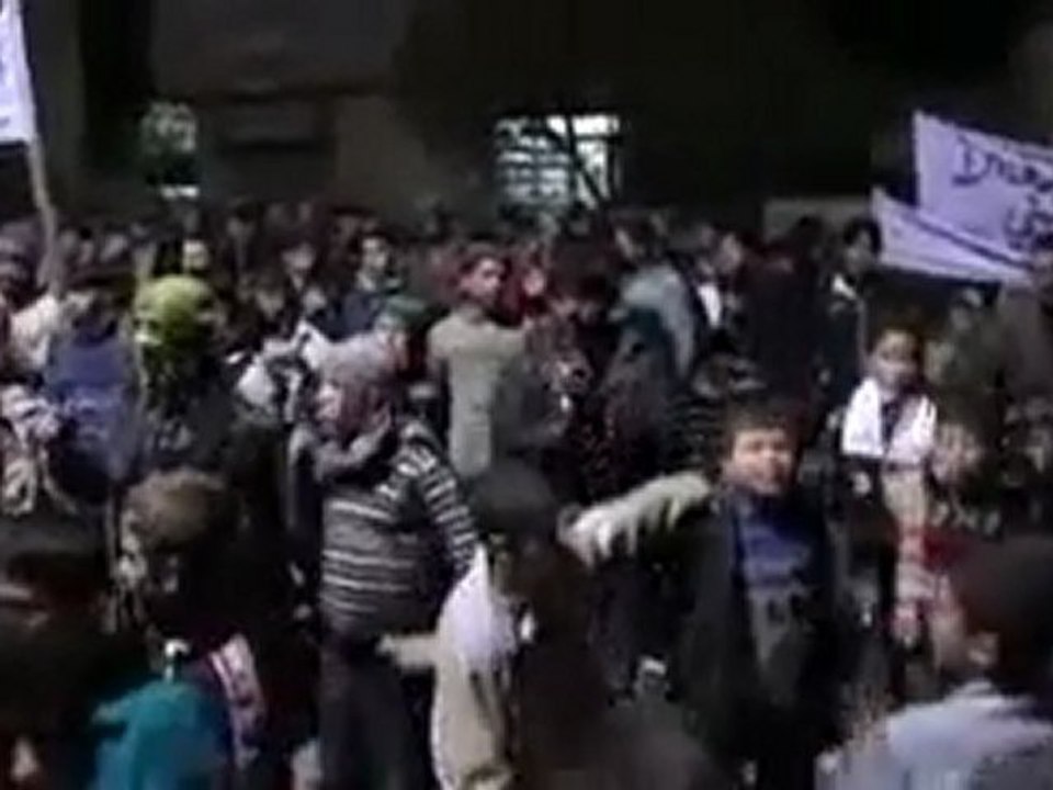 فري برس   إدلب   سرمين مظاهرة مسائية 29 11 2011