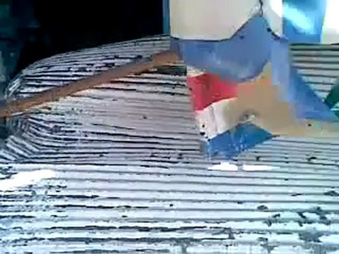 فري برس تدمير المحال التجارية ومها المكتبات بالقصف العشوائي من مدفعية الجيش الأسدي في الحولة