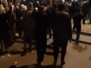 فري برس   دمشق البرامكة مظاهرة قرب وكالة سانا 30 11 2011