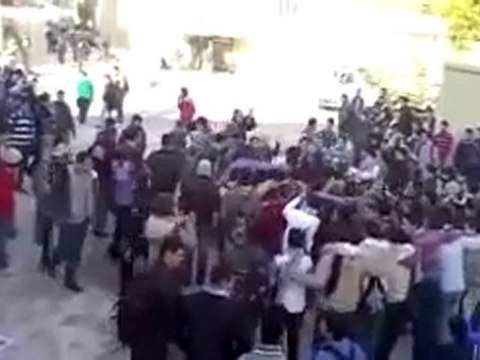 فري برس حماه ثانوية عثمان الحوراني طلابية 1 12 2011