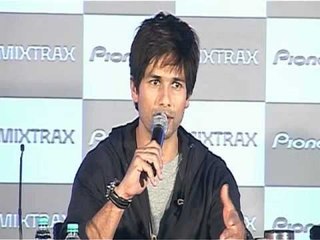 Shahid On SRK, 'Shaadi', 'Chikni Chameli' And Priyanka Chopra