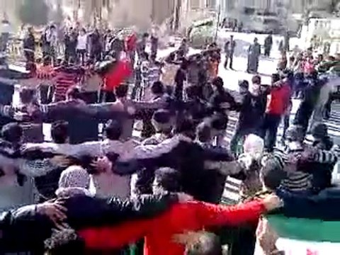 فري برس حماة القصور مظاهرة الابطال في جمعة المنطقة العازلة مطلبنا 2 12 2011