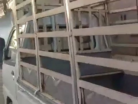 فري برس حماة حي العليليات اطلاق نار على المتظاهرين و غازات مسيلة للدموع 2 12 2011