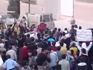 فري برس   حماه القصور 2 12 2011 ج3