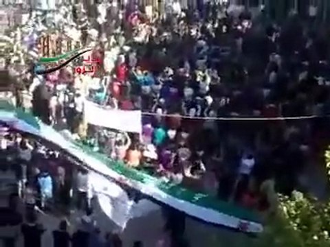 فري برس دير الزور مدينة القورية مظاهرات جمعة المنطقة العازلة مطلبنا 2 12 2011