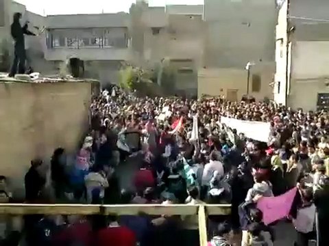 فري برس حماه باب القبلي مظاهره حآآاشده 2 12 2011