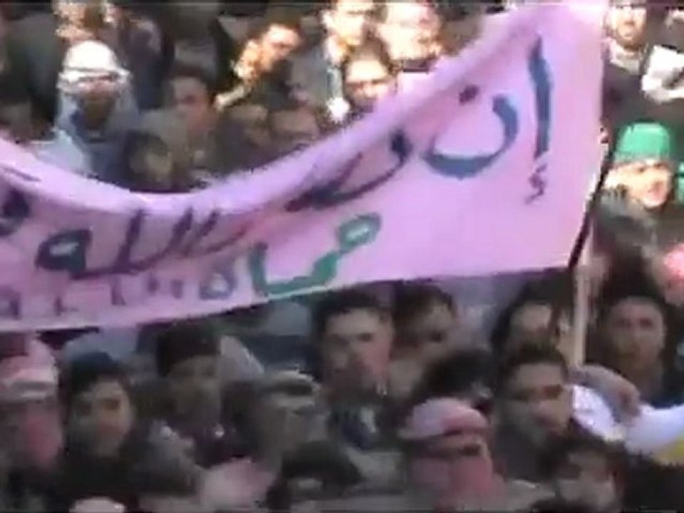 فري برس   حماة   مظاهرات حي الحميدية الرائعة   جمعة المنطقة 2 12 2011