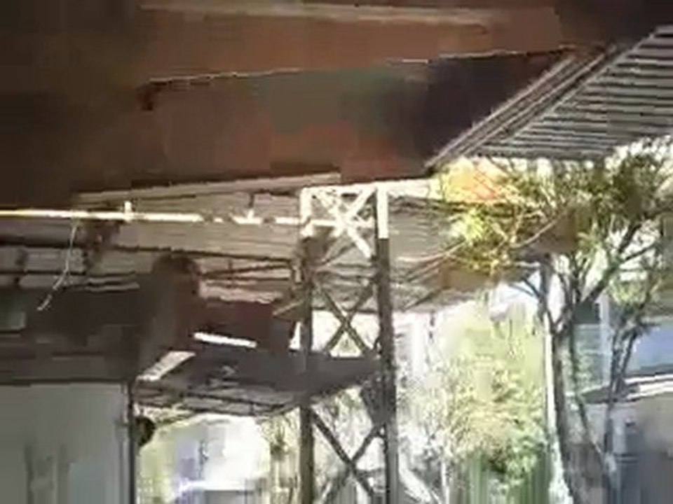 فري برس   حماه حي الصباونية جمعة المنطقة العازلة مطلبنا إطلاق رصاص كثيف جدا على متظاهرين من مسجد الشهداء 2 12 2011