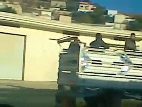 فري برس ريف حماة إقتحام قلعة المضيق بسهل الغاب بالمدرعات 3 12 2011