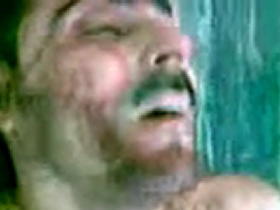 فري برس   حماة الشهيد عبد الرحمن الأحمد و الذي قتل في جمعة المنطقة العازلة مطلبنا 2 12 2011