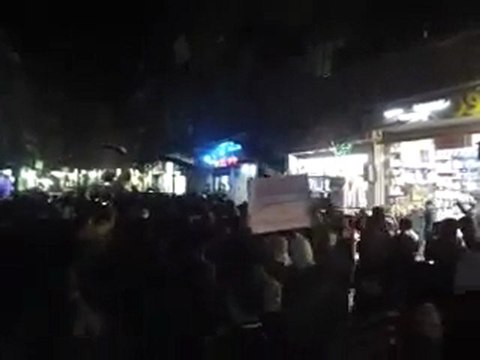 فري برس ريف دمشق زملكا الأربعاء مظاهرة مسائية 7 12 2011 ج4