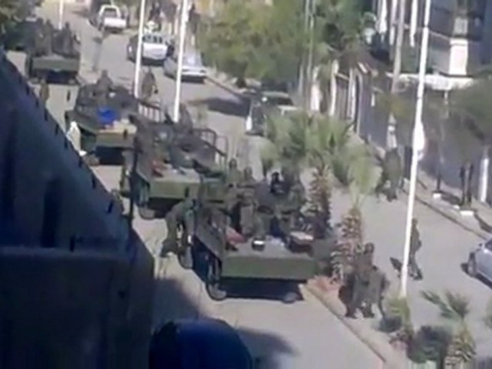 فري برس   ريف دمشق دوما   انتشار قوات الامن في دوما 8 12 2011