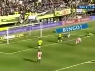 Van der Wiel, uno de los laterales de moda