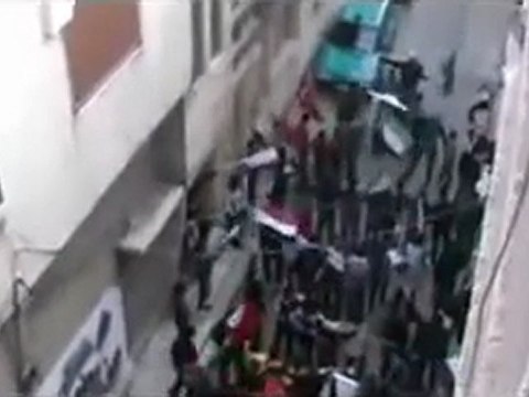 فري برس حمص باب السباع مظاهرة رائعة اهالي حمص وماذا بقى منهم وماذا يطلبون 12 12 2011