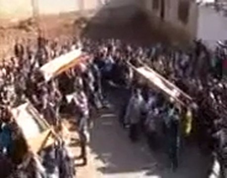 فري برس حمص قرية تيرمعلة عرس الشهداء الثلاثة 12 12 2011