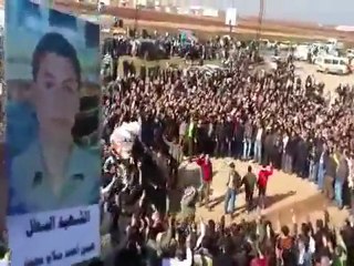 فري برس   إدلب معرة مصرين تشيع الشهيد الشاب حسن معمار 15 12 2011