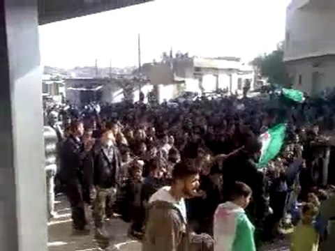 فري برس حماة اللطامنة مظاهرة رائعة للأحرار 16 12 2011