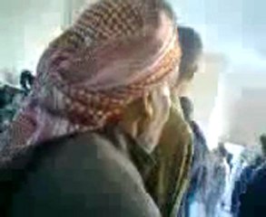 فري برس   حماة القصورهجوم الامن على جامع بن عوف 16 12 2011