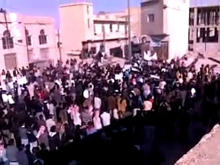 فري برس   مدينة مهين حمص جمعة الجامعة العربية تقتلنا 16 12 2011