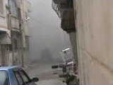 فري برس   استهداف السيارات من قبل الشبيحة كرم الزيتون  18 12 2011