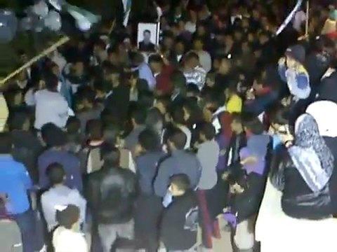 فري برس ‫درعا عتمان مظاهرة مسائية تهتف للمدن المحاصرة 22 12‬ 2011