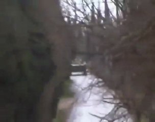 فري برس   حمص باباعمرو إقتحام البساتين بالدبابات 24 12 2011