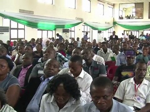 Nigeria: le prix Nobel Wole Soyinka appelle au calme