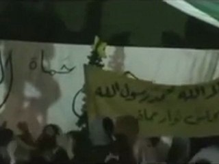 فري برس   حماة مسائية الفراية شجرة عيد الميلاد 25 12 2011 ج2