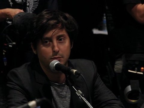 Carl Barat - Interview at Radio Lucien