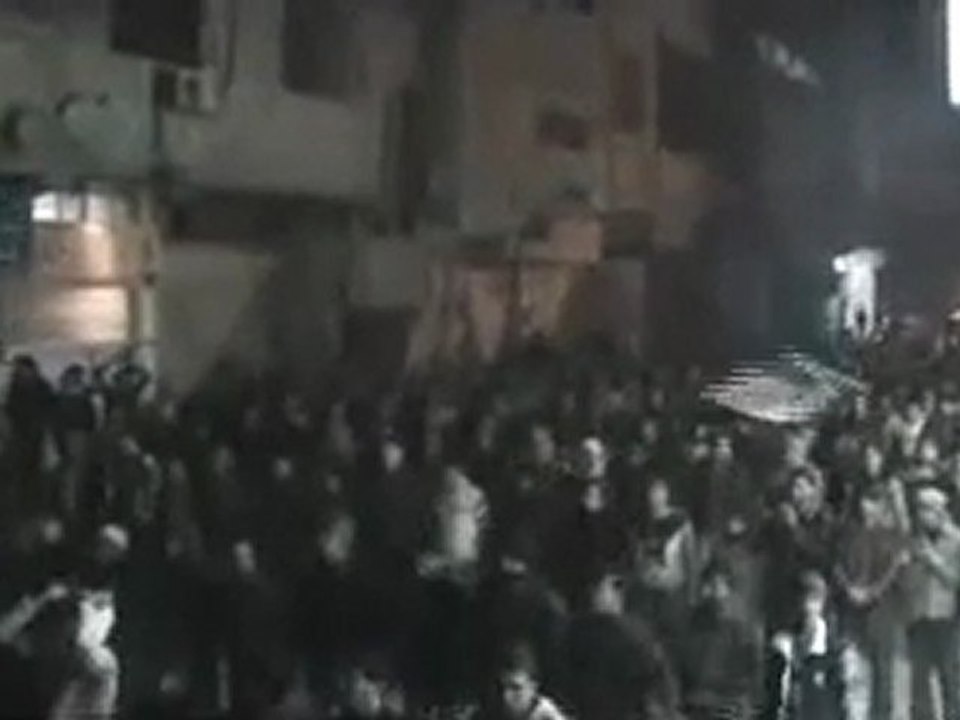 فري برس   غوطة دمشق مسائية أحرار سقبا و حمورية 28 12 2011 ج3