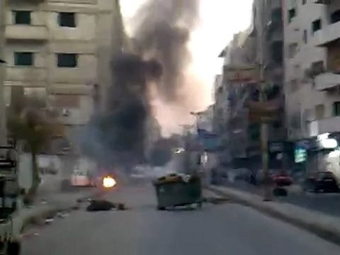 فري برس عين ترما غوطة دمشق الشرقية اضراب الكرامة و خروج مظاهرة صباحية 29 12 2011 ج1