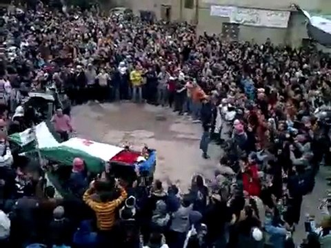 فري برس حماه زف الشهيد عبدالله الأسطة جمعة الزحف للساحات 30 12 2011