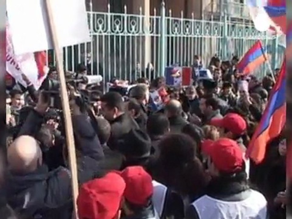 Ermenistan'ın mutlu günü