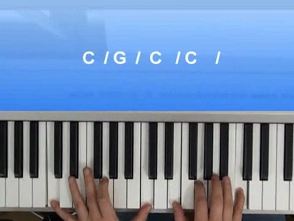 Klavier lernen: Mit Akkorden C und G frei spielen