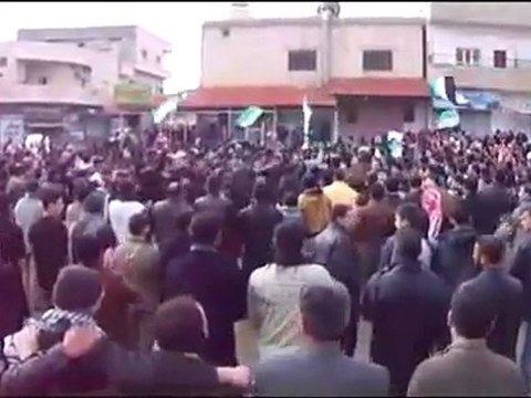 فري برس حماه طيبة الامام مظاهرة نهارية رائعة 31 12 2011