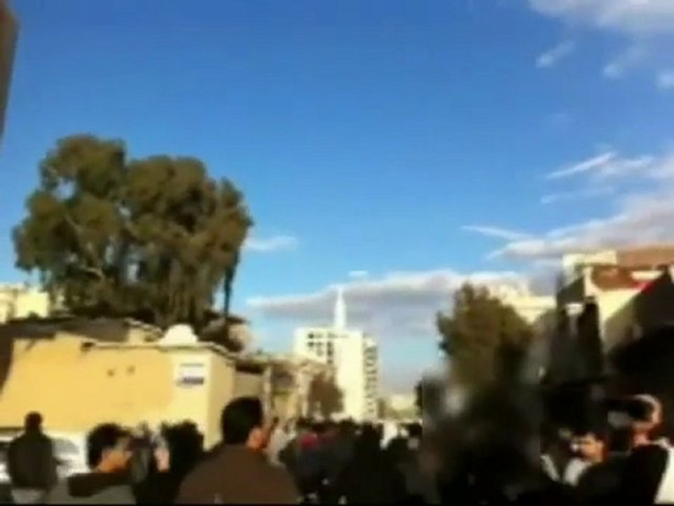 فري برس   دمشق كفرسوسة تشييع الشهيد محمد تقي وهجوم الأمن 31 12 2011 ج1