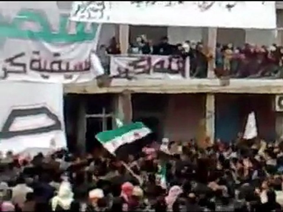 فري برس   حماة كرناز مظاهرة حاشدة و هتافات جميلة 3 1 2012