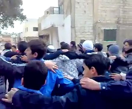 فري برس دمشق حي القابون مظاهرة طلابية 5 1 2012