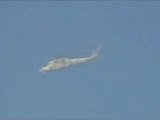 فري برس   ريف دمشق داريا تحليق الهبلوكبترعلى ارتفاع منخفض 4 1 2012 ج3