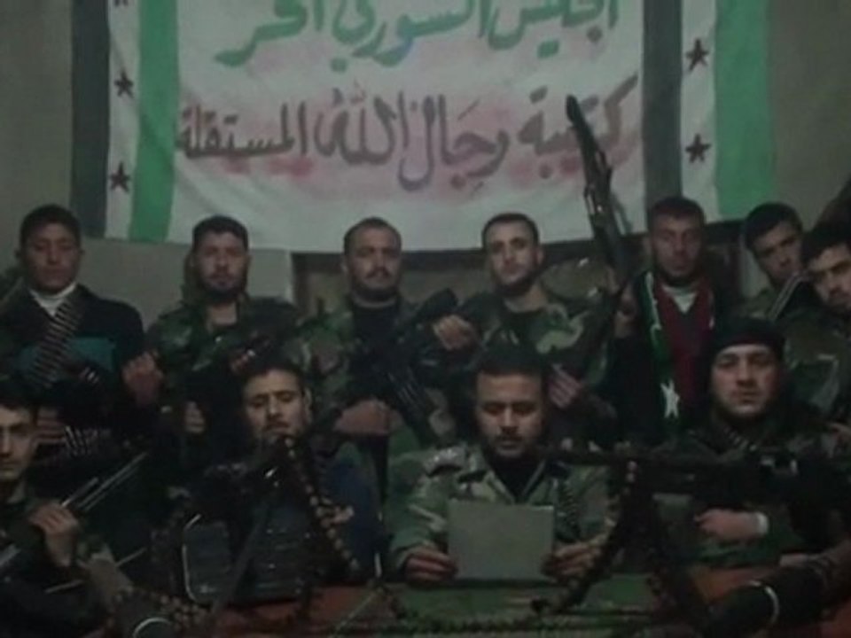 فري برس   الرستن انشقاق الملازم اول قاسم الخطيب 5 1 2012